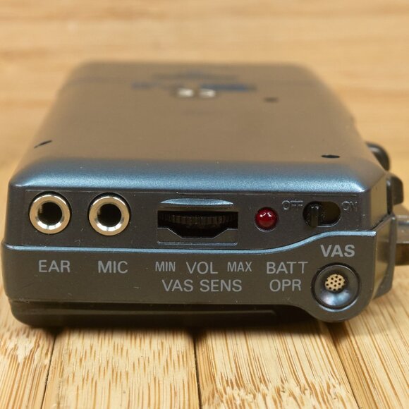 Vintage SANYO TRC-670m Talk Book Micro Cassette Voice Recorder, with Microphones - Picture 8 of 10